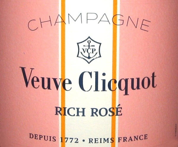 Veuve Clicquot Rich Rose Champagne
